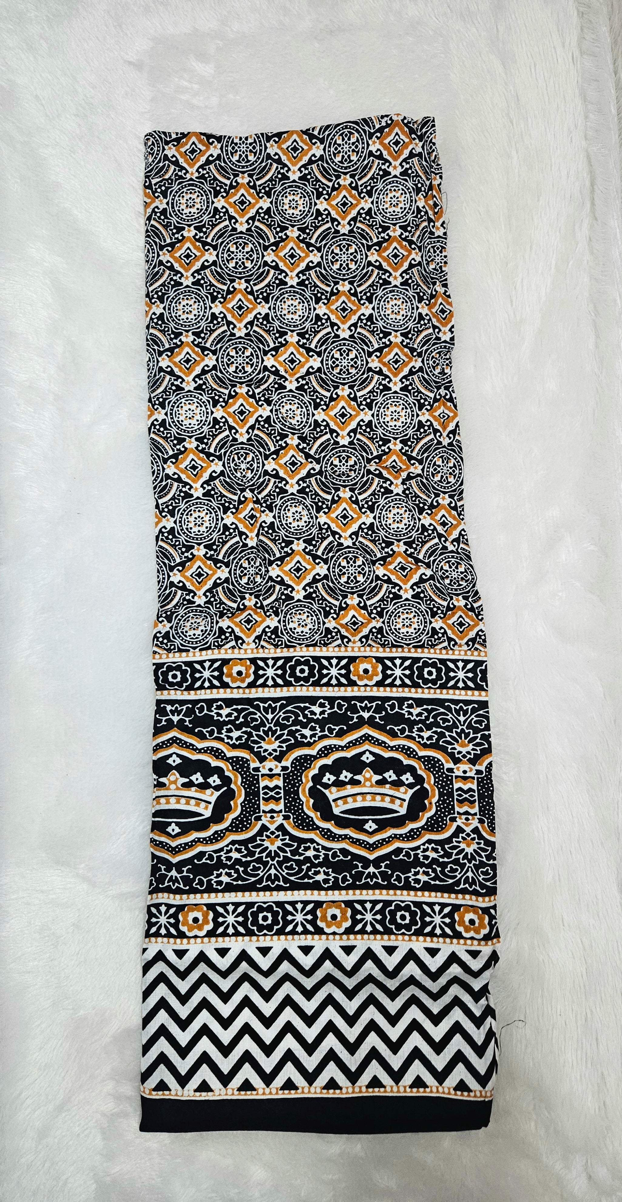 Azhari ajrak shawl